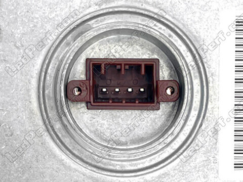 Zoom on the connector of the Xenon ballast for Honda Odyssey (IV)