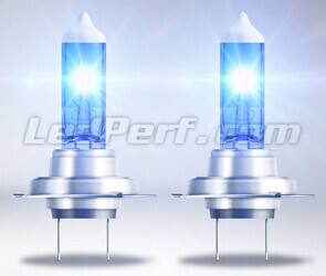 White light of H7 Osram Cool Blue Boost 5 500K Xenon effect bulbs - 62210CBB-2HB